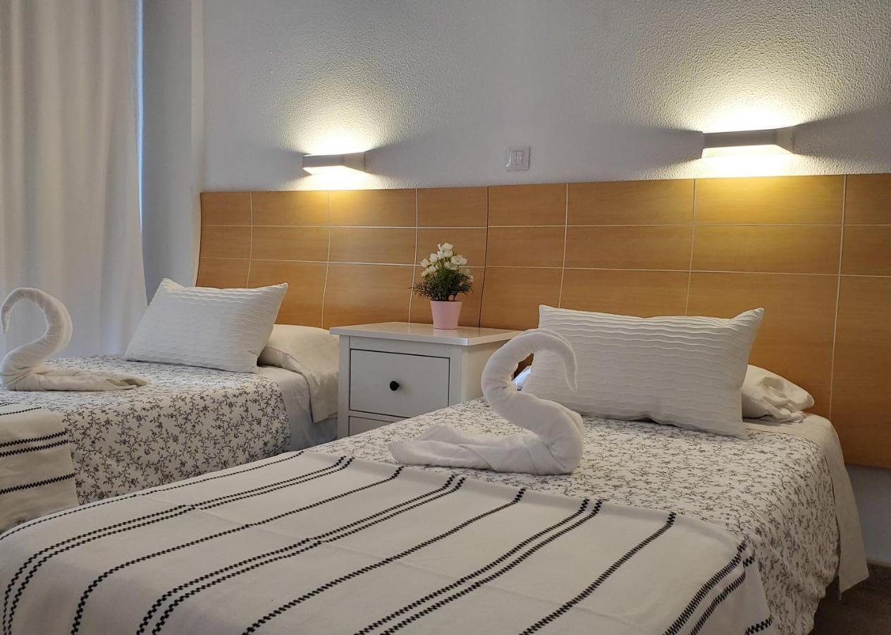 Las Camelias Apartments プラヤ・デル・イングレス エクステリア 写真
