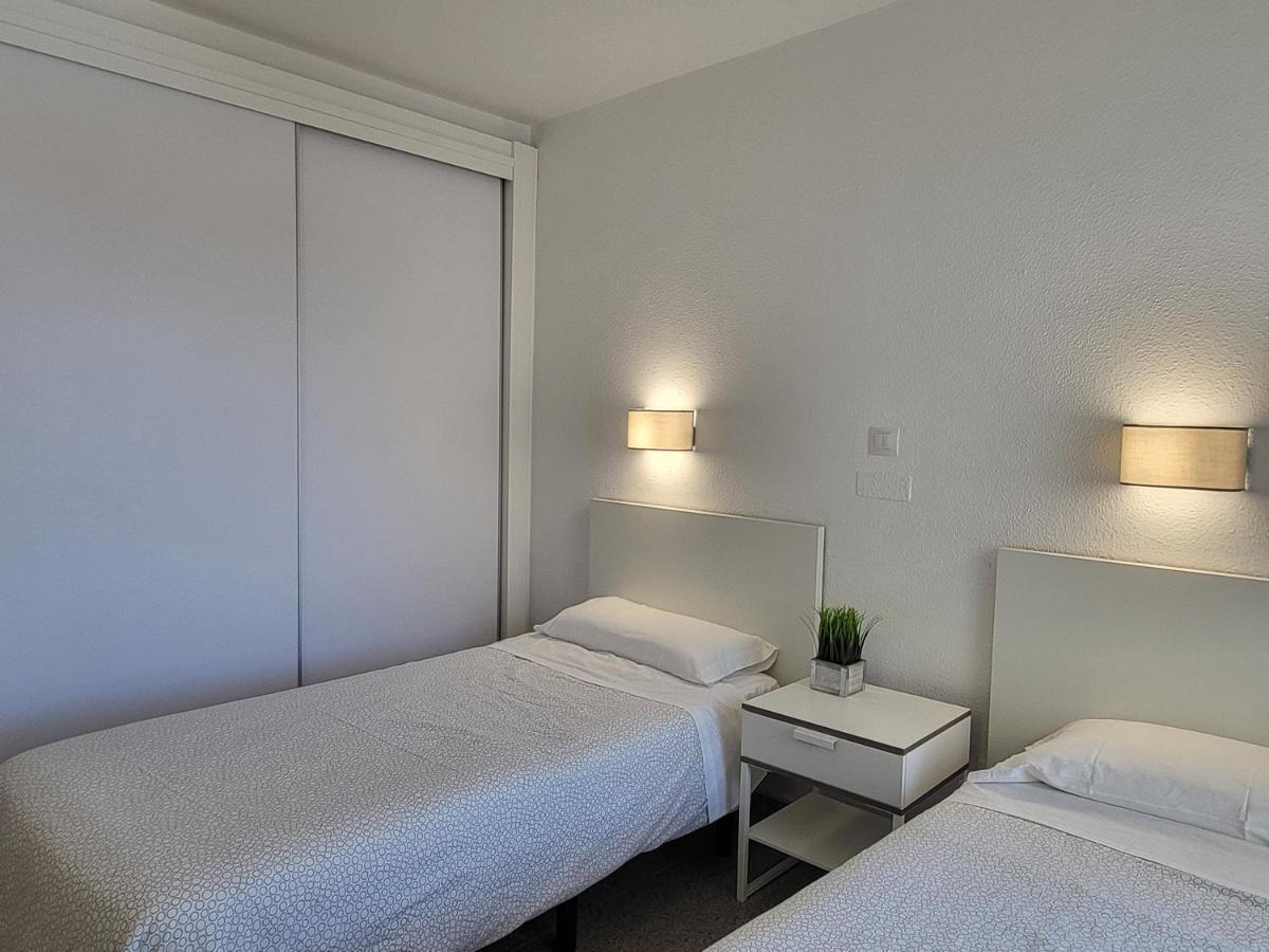 Las Camelias Apartments プラヤ・デル・イングレス エクステリア 写真